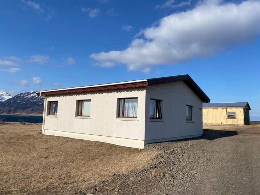 Amazing View Over The Ocean And Mountains Djupivogur Exterior photo